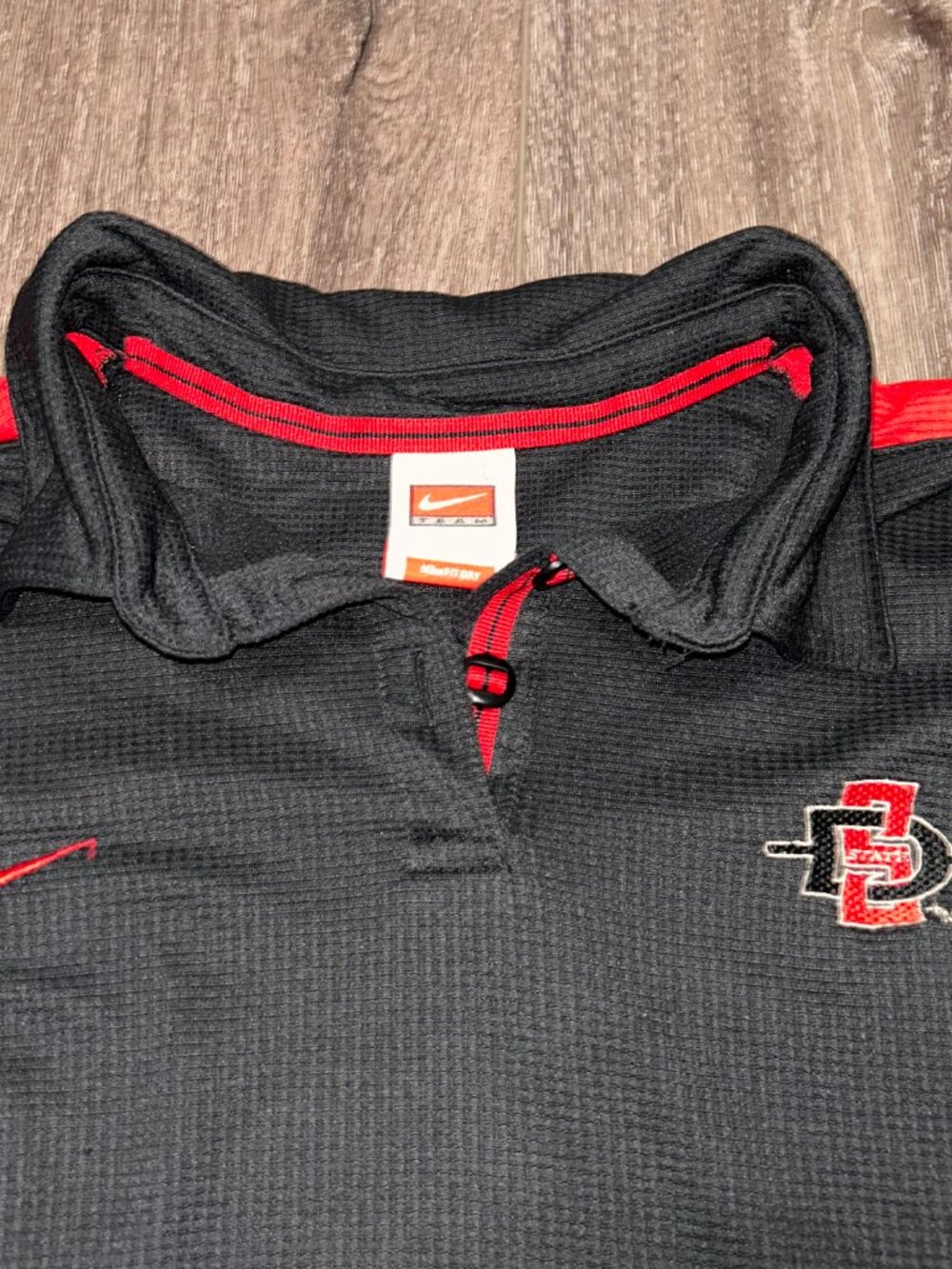 Nike Dri-FIT San Diego State Aztecs Black Red SS Women Polo Shirt Size M - Picture 4 of 7